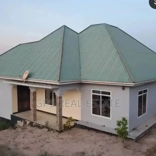 3bdrm House in Mbezi Kwa Msuguli, Kinondoni for sale
