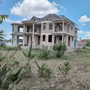 6bdrm House in Mtoni Kijichi, Temeke for sale