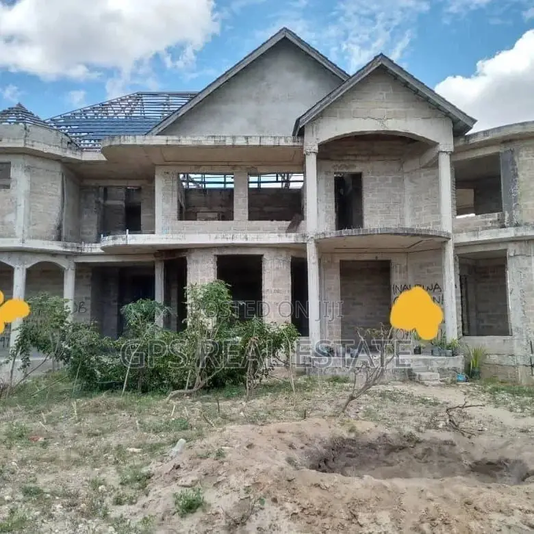 6bdrm House in Mtoni Kijichi, Temeke for sale