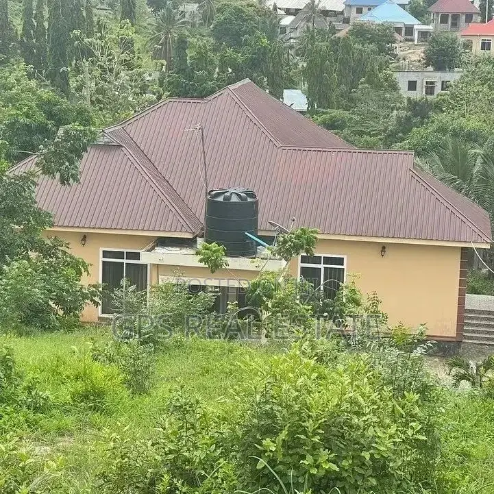 3bdrm Apartment in Mbezi Kibanda Cha, Kinondoni for sale