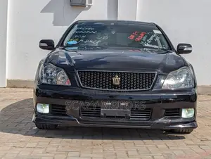 Toyota Crown 2004 Black