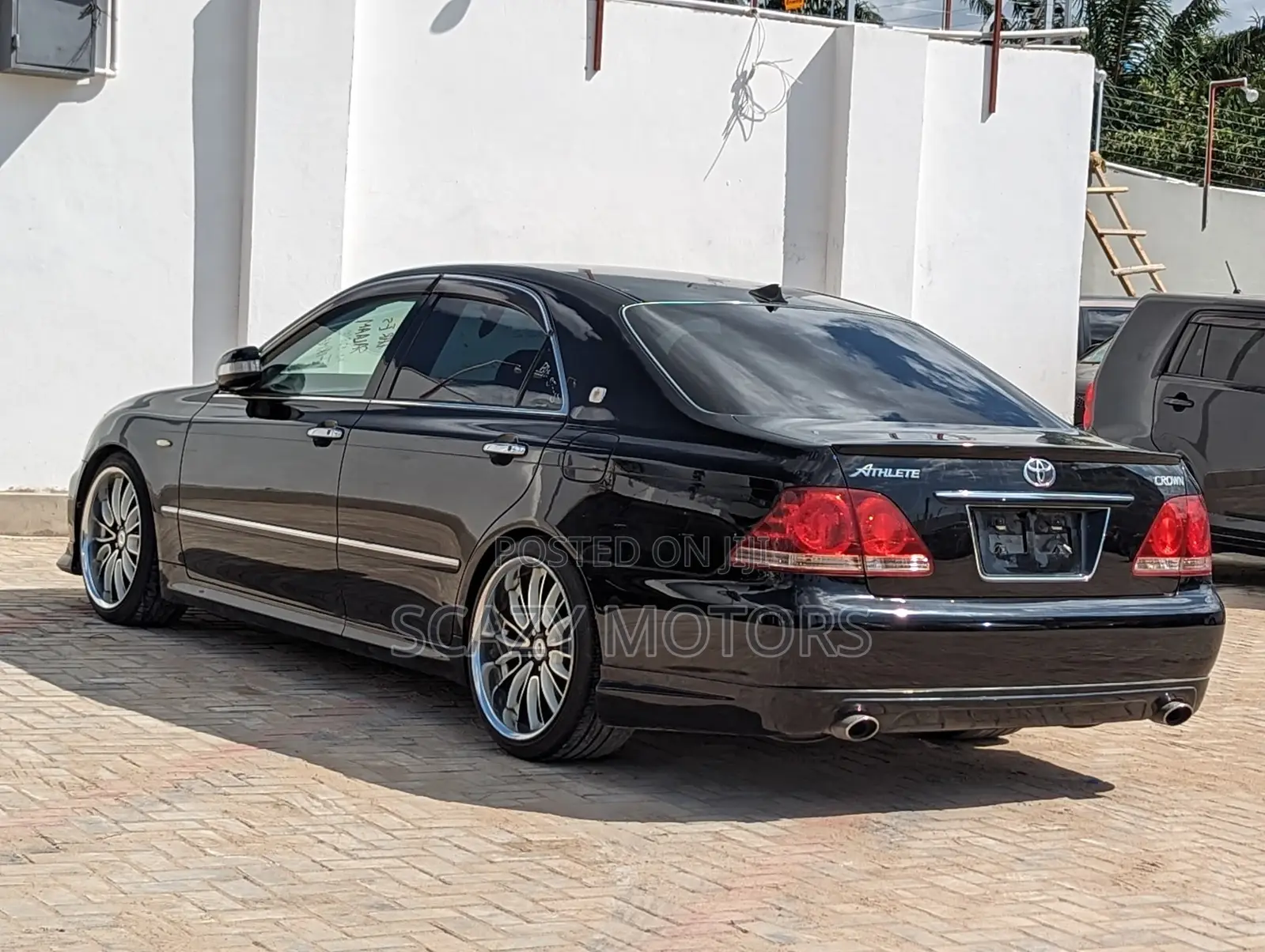 Toyota Crown 2004 Black