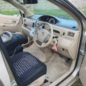 Toyota Raum 1.5 AWD 2003 Silver