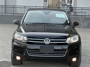 Volkswagen Touareg 2013 Black