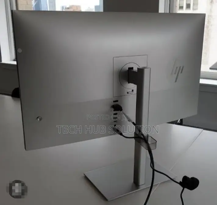 HP U28 HDR Monitor