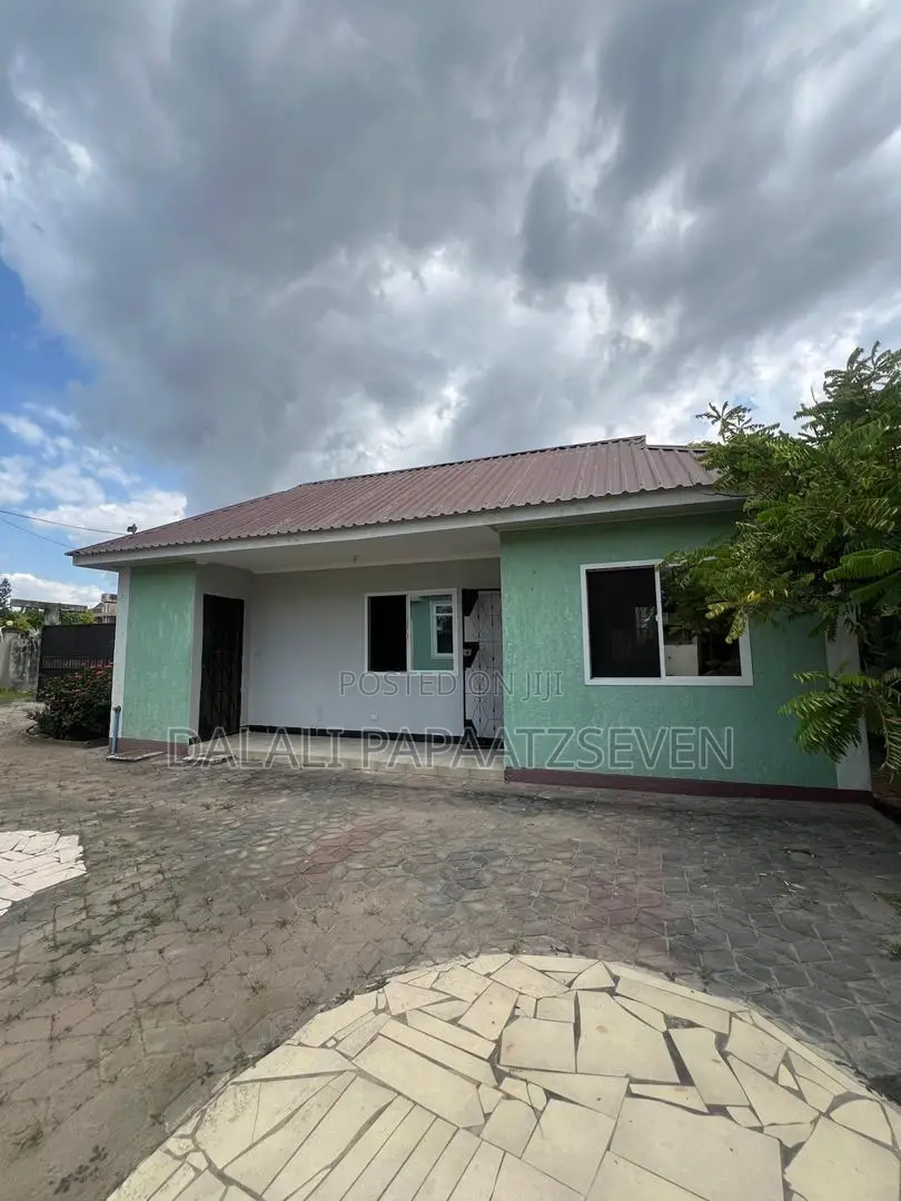 1bdrm Apartment in Dalalipapaatzseven, Kinondoni for rent