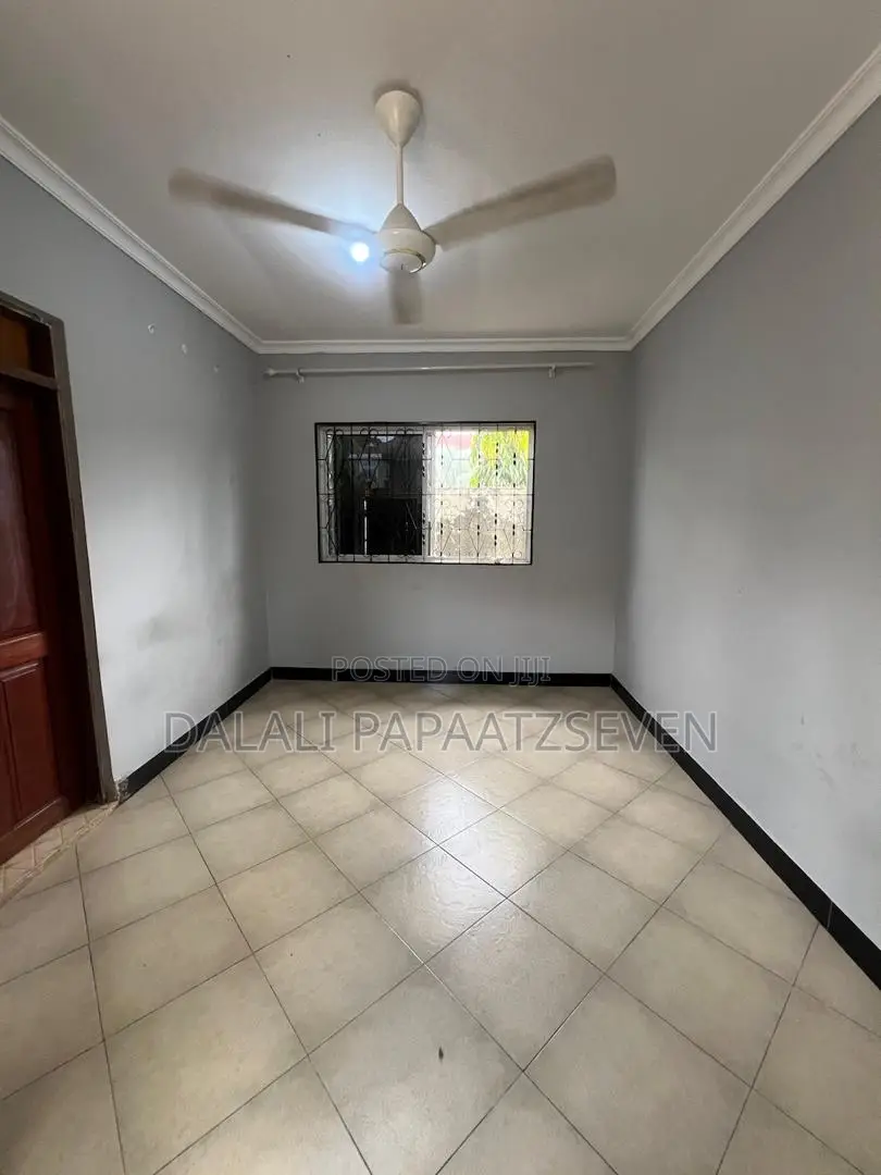 1bdrm Apartment in Dalalipapaatzseven, Kinondoni for rent