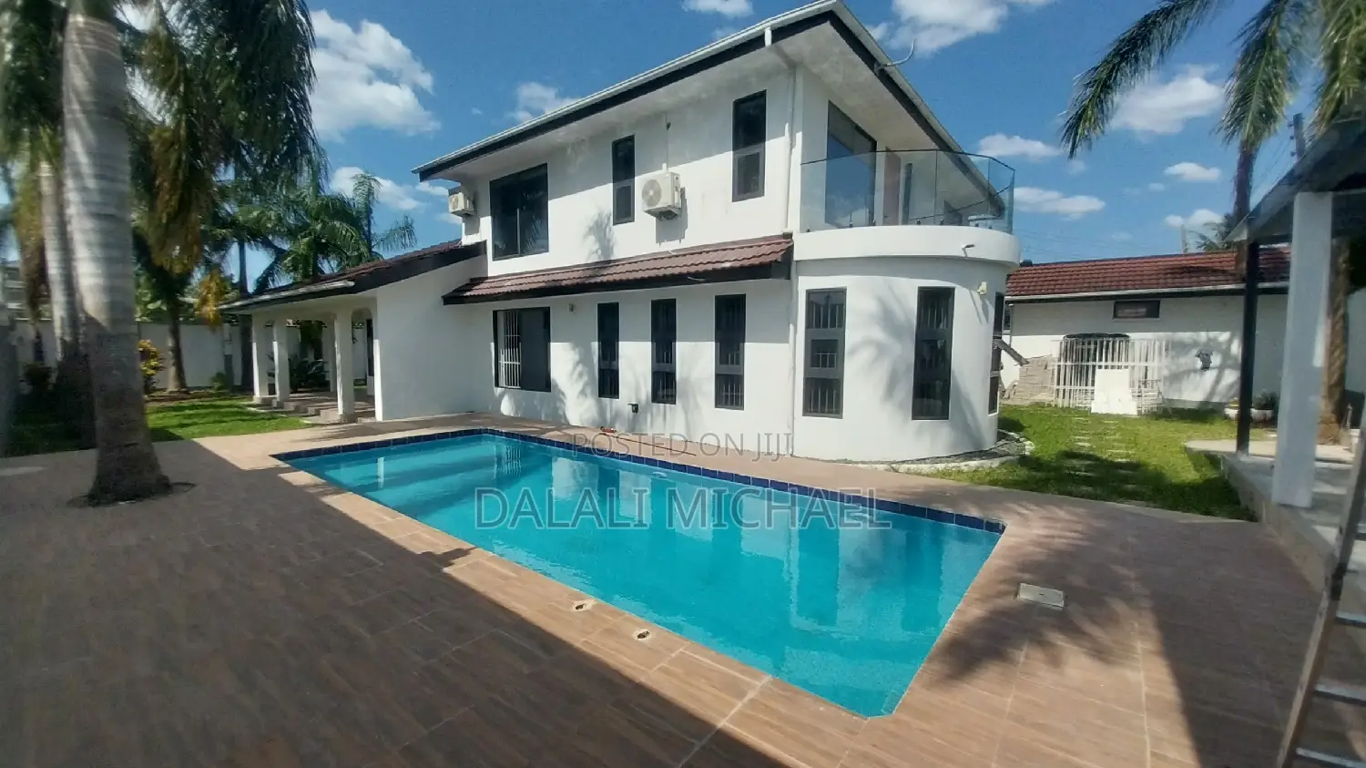 5bdrm House in Mbezibeach for rent