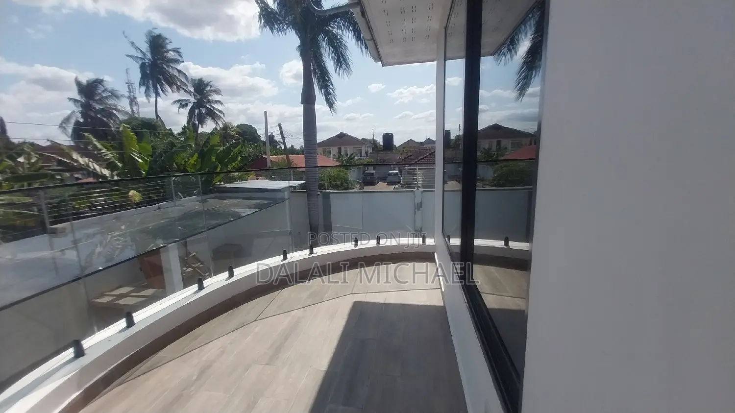 5bdrm House in Mbezibeach for rent