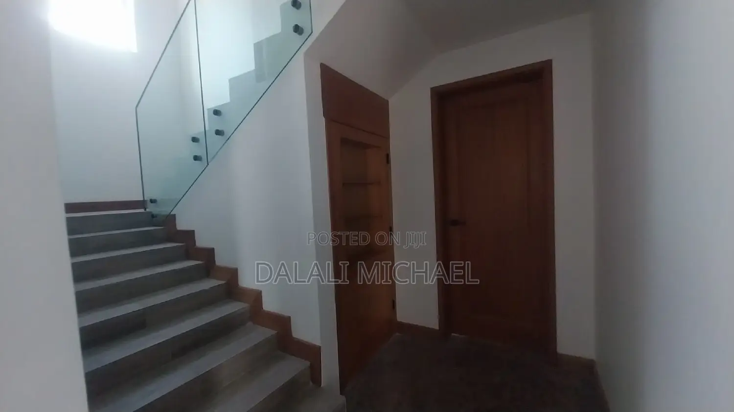5bdrm House in Mbezibeach for rent