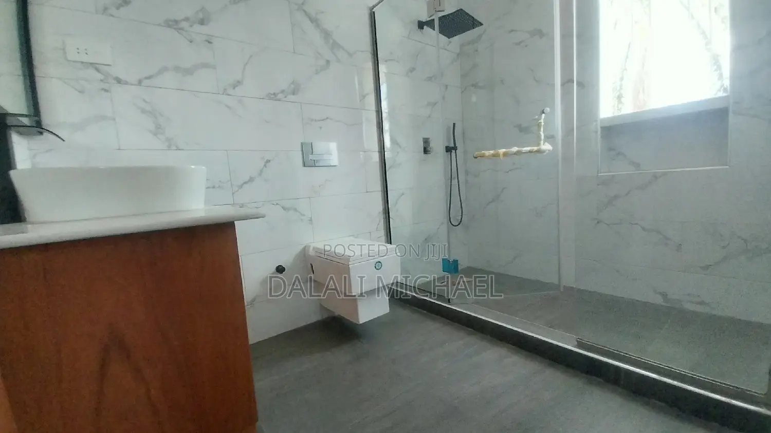 5bdrm House in Mbezibeach for rent