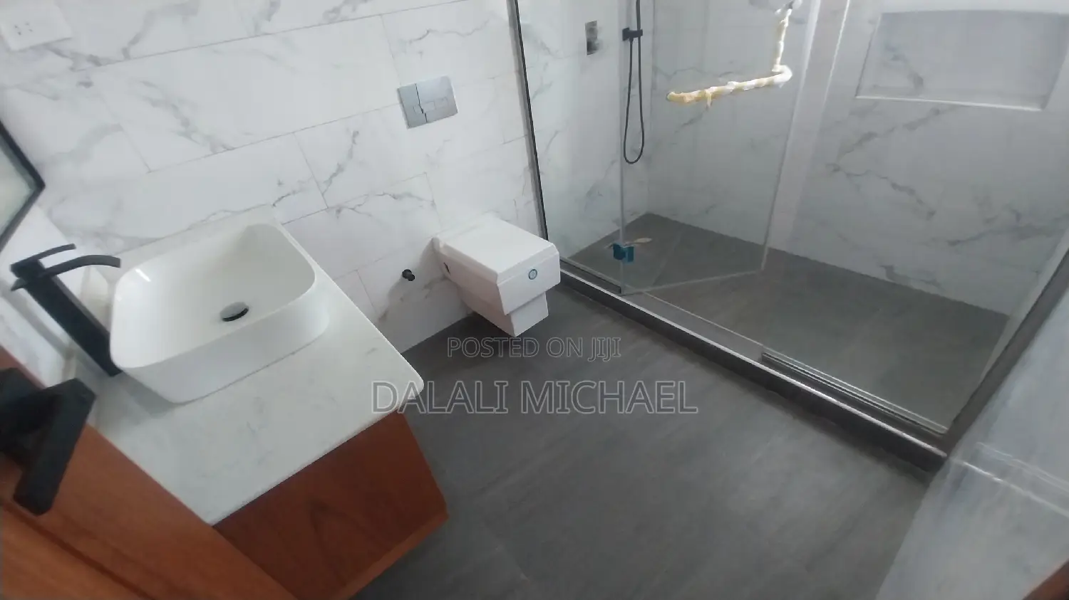 5bdrm House in Mbezibeach for rent