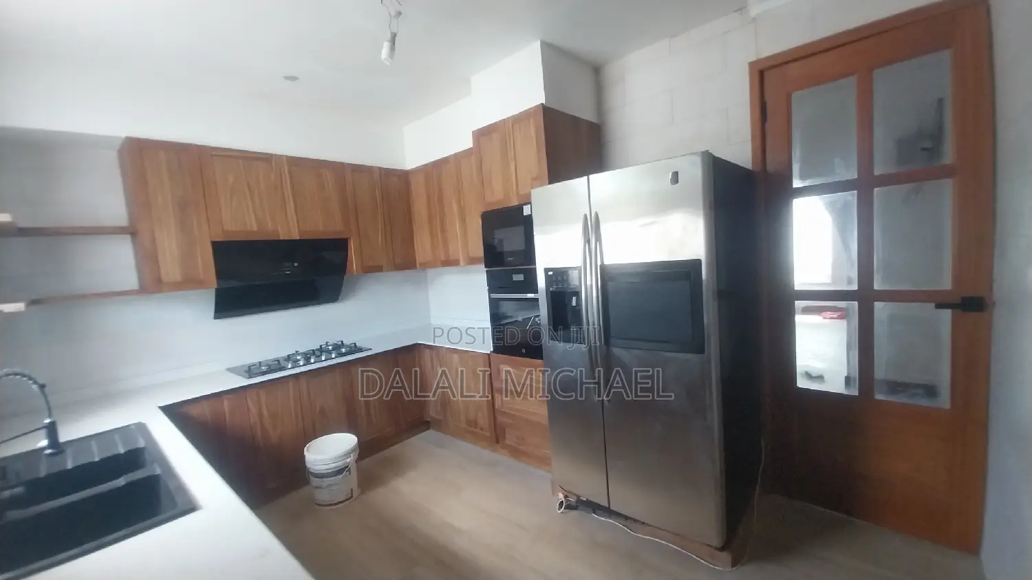 5bdrm House in Mbezibeach for rent