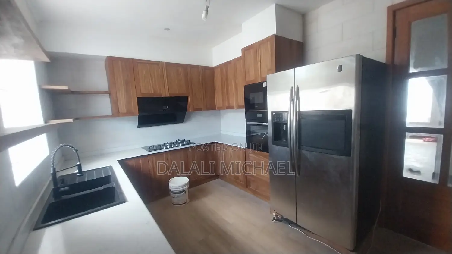 5bdrm House in Mbezibeach for rent