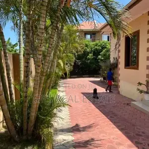 5bdrm House in Salasala, Kinondoni for sale