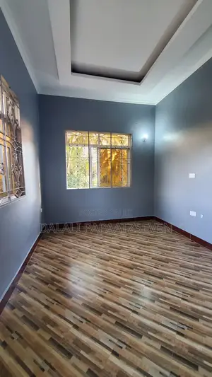 3bdrm House in Dalalipapaatzseven, Mbezi for sale