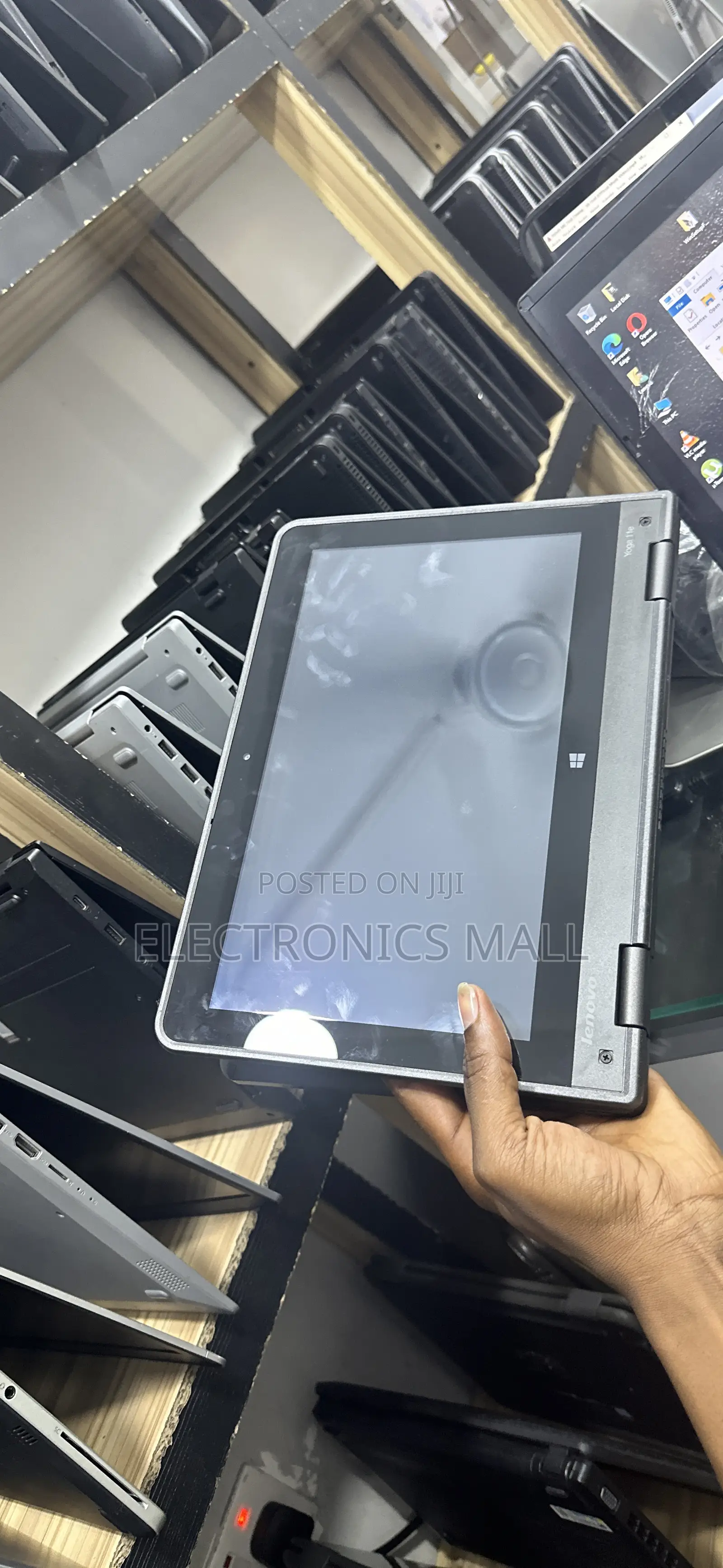 Laptop Lenovo Yoga 11e 4GB Intel Core 2 Duo HDD 500GB