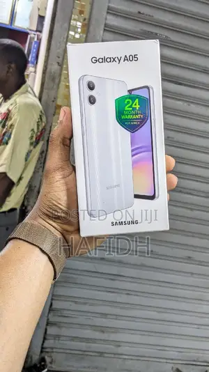 New Samsung Galaxy A05 128 GB White