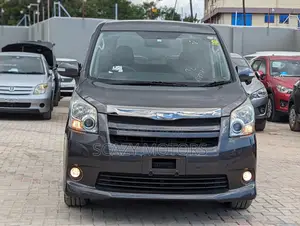 Toyota Noah 2008 Gray
