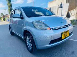 Toyota Passo 2005 Silver