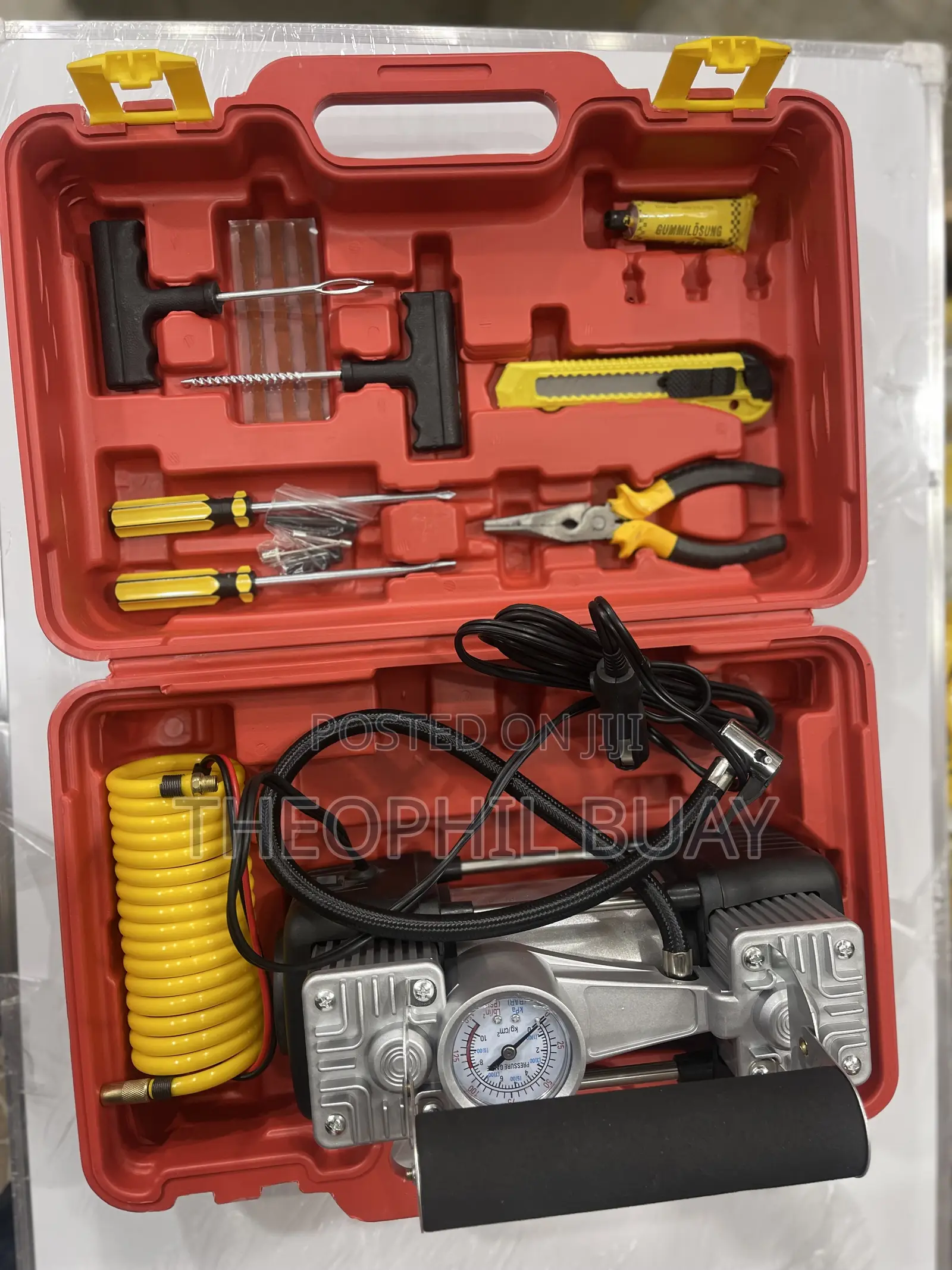 Electric Air Compressor With Its Accessories