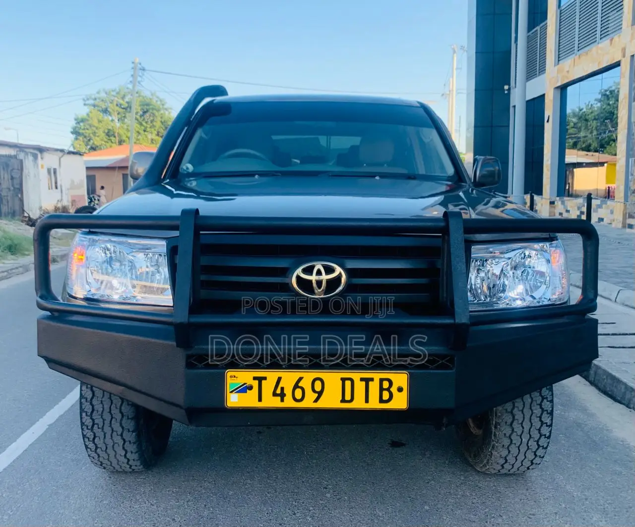 Toyota Land Cruiser 2006 Gray