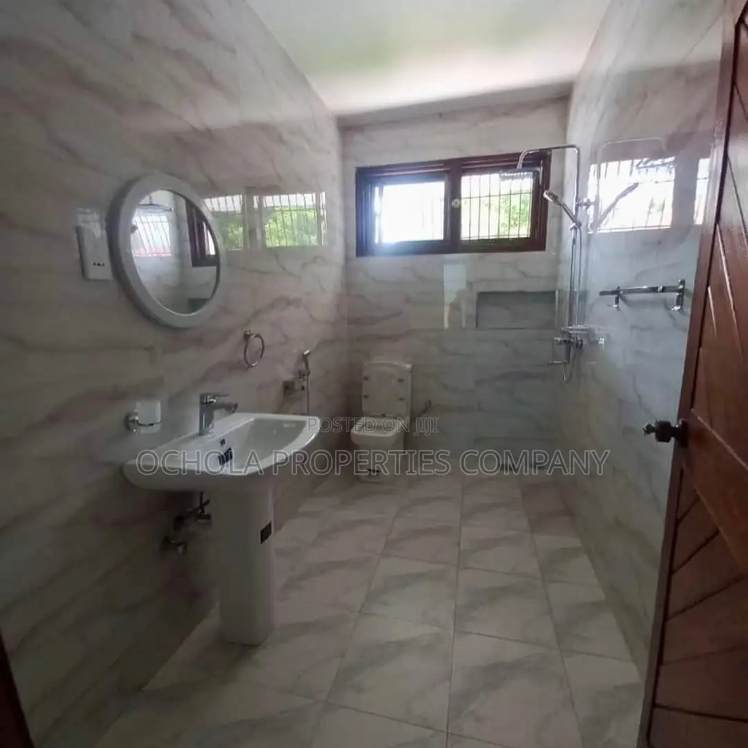 4bdrm House in Masaki for rent