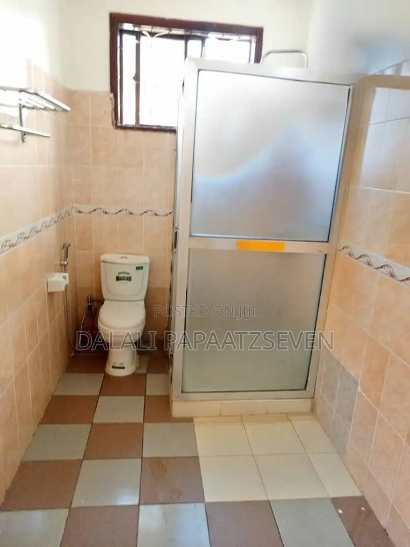 3bdrm House in Dalalipapaatzseven, Kinondoni for rent