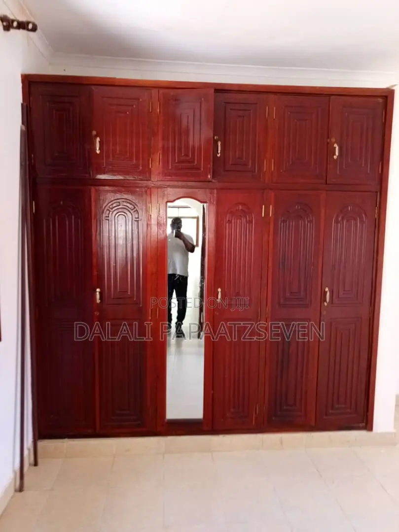 3bdrm House in Dalalipapaatzseven, Kinondoni for rent
