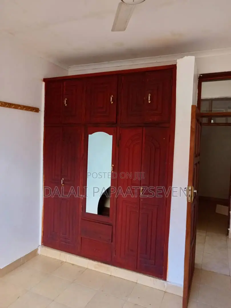 3bdrm House in Dalalipapaatzseven, Kinondoni for rent