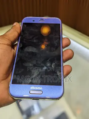 Sharp Aquos Sense 2 SHV43 32 GB Purple