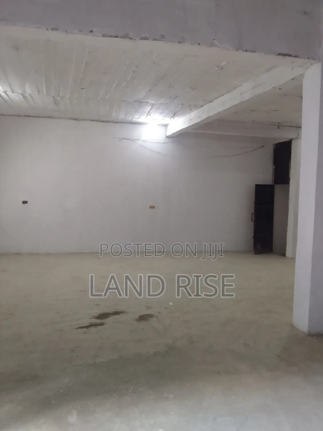 420 SQM Warehouse in Nyerere Road
