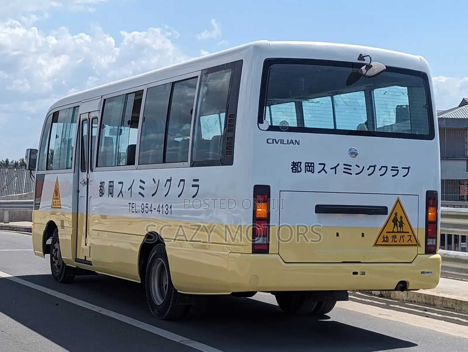 Nissan Civilian 2003