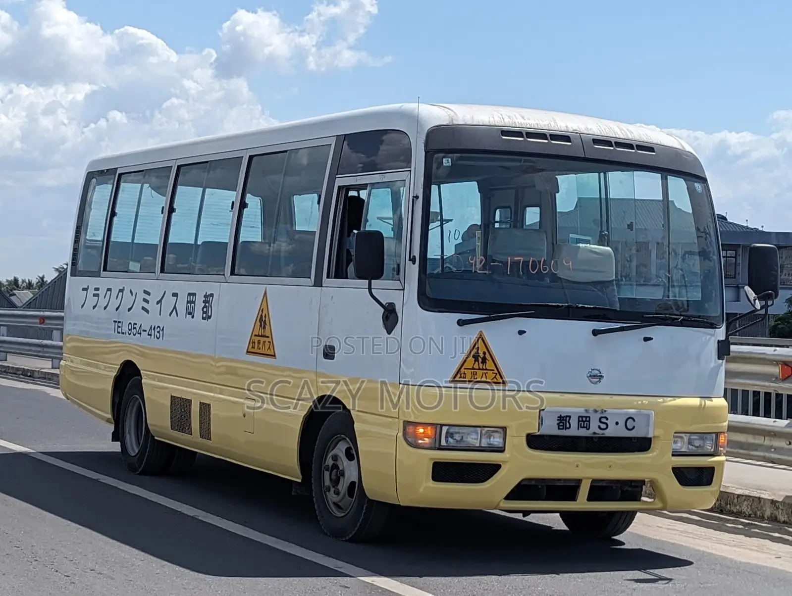 Nissan Civilian 2003
