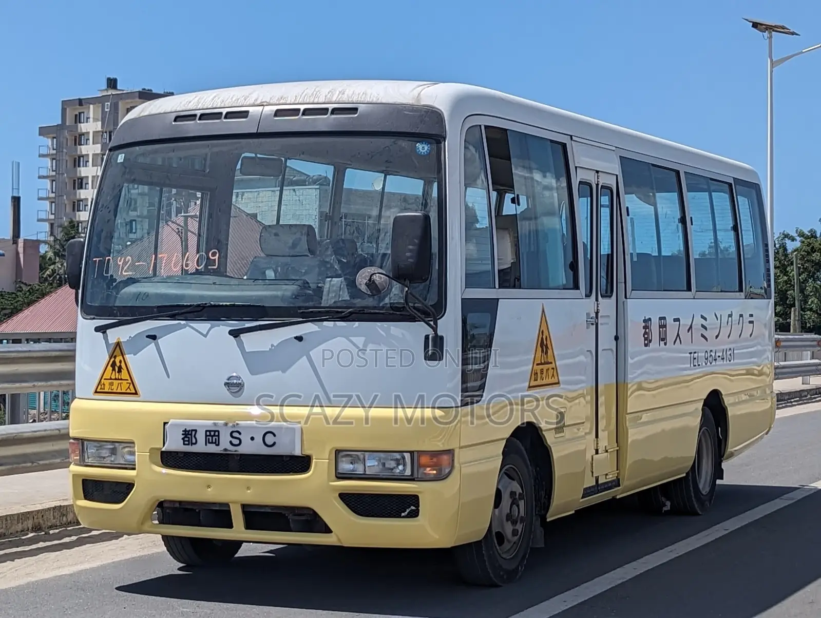 Nissan Civilian 2003