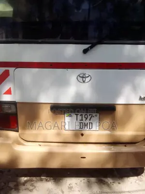 Toyota Coaster 2004 White