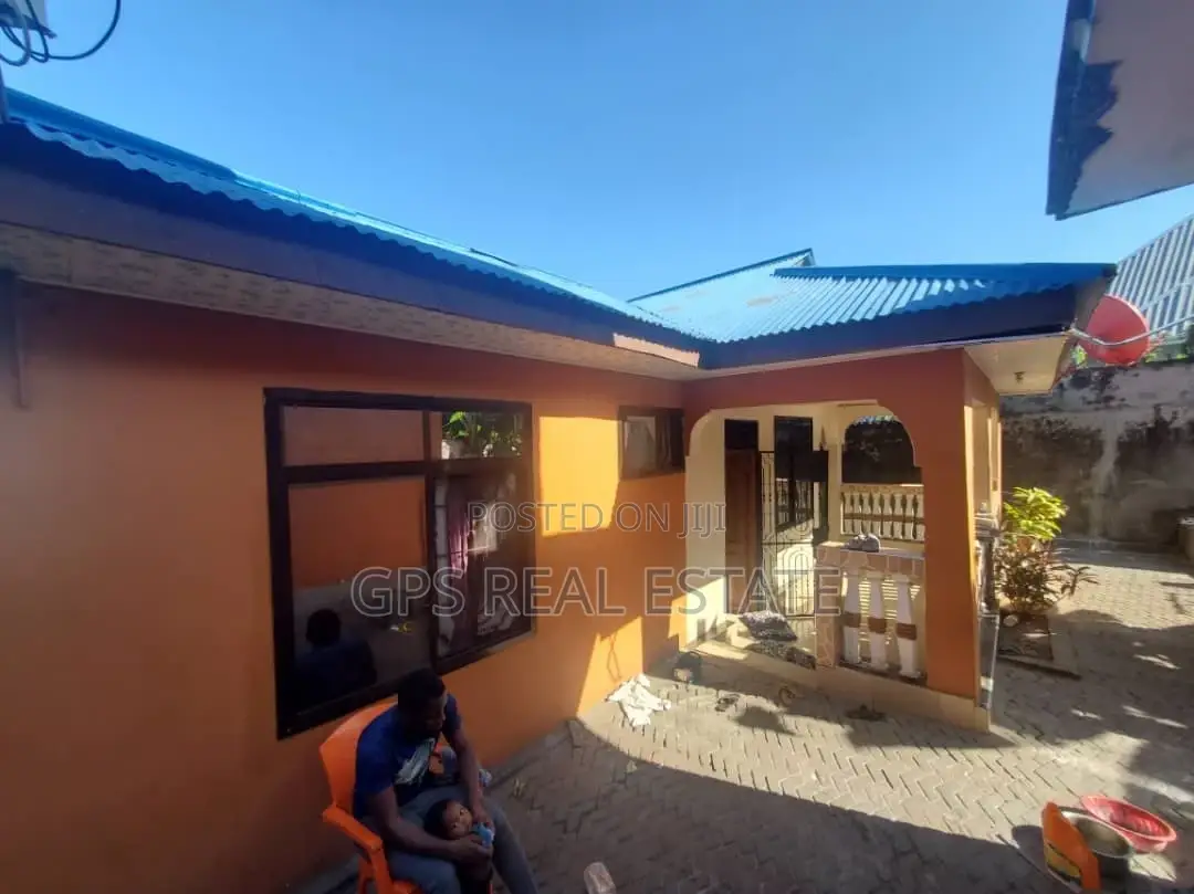 3bdrm House in Chamazi Mzambarauni, Temeke for sale