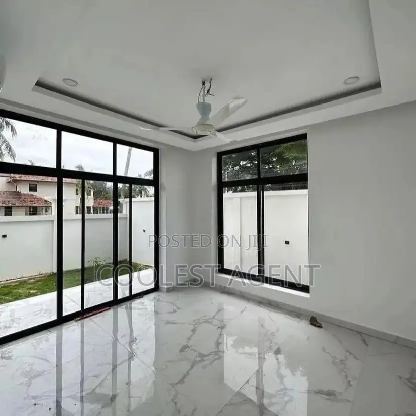 3bdrm Apartment in Mbezibeach, Kinondoni for rent