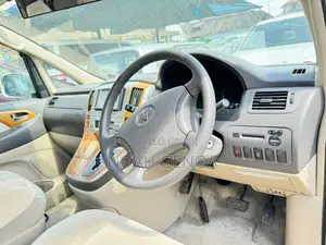 Toyota Alphard 2007 White