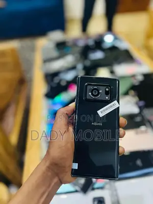 Sharp Aquos R6 128 GB Black