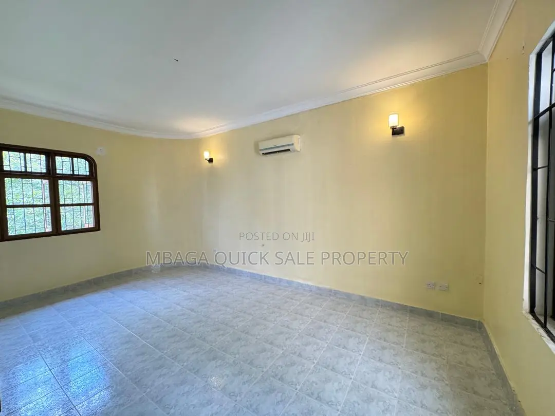 6bdrm House in Mbezi Africana for rent