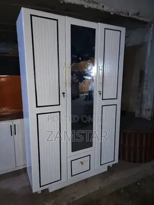 Kabati La Nguo Milango Mitatu