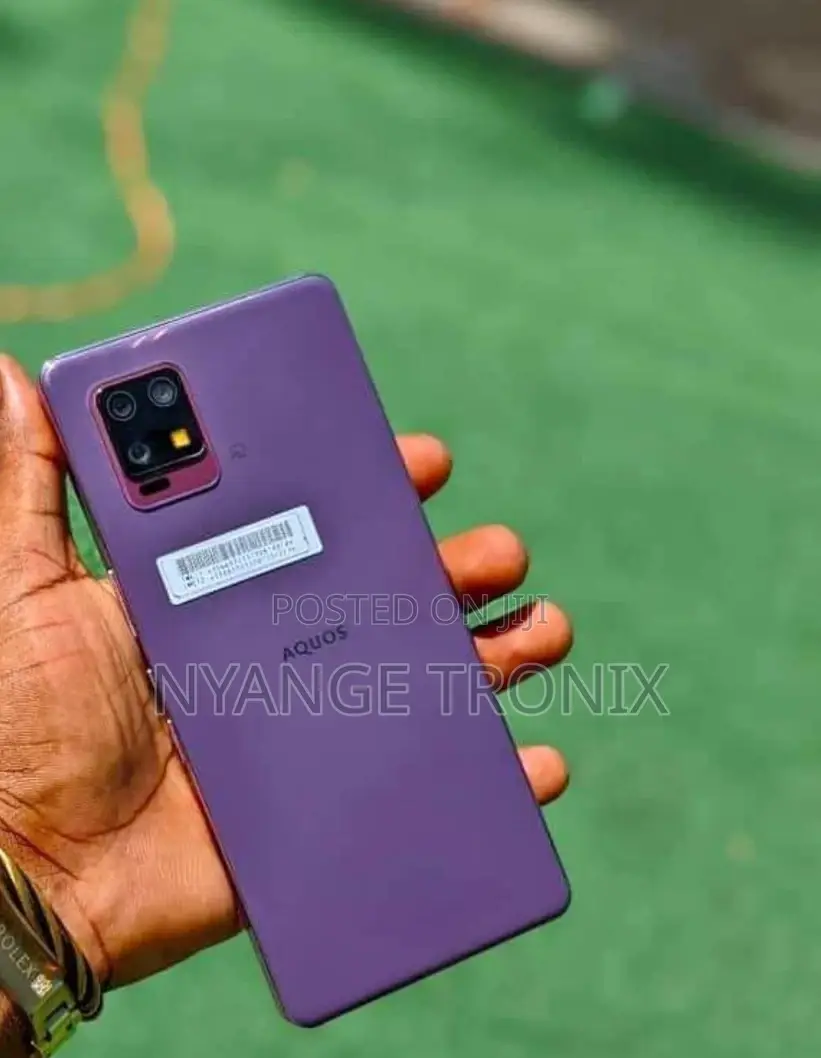 Sharp Aquos zero6 128 GB