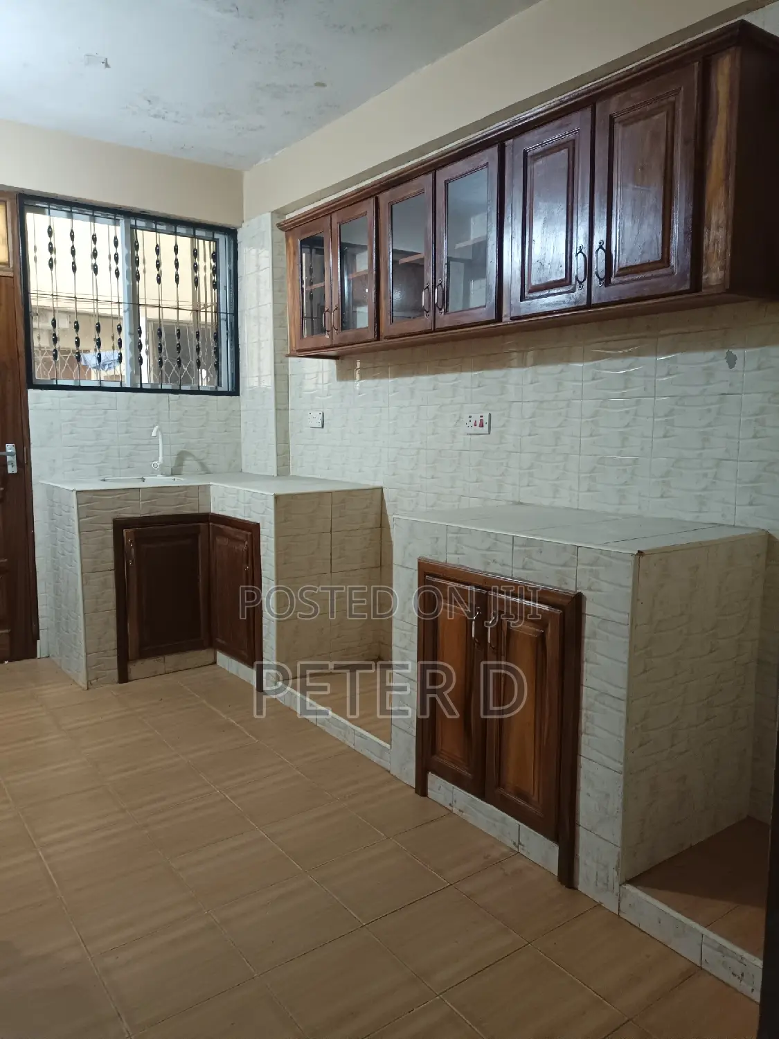 3bdrm Apartment in Kariakoo for rent