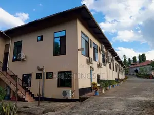 Mbezi Mwisho: 13 Rooms Lodge, Bar and Halls Vinauzwa - Dar