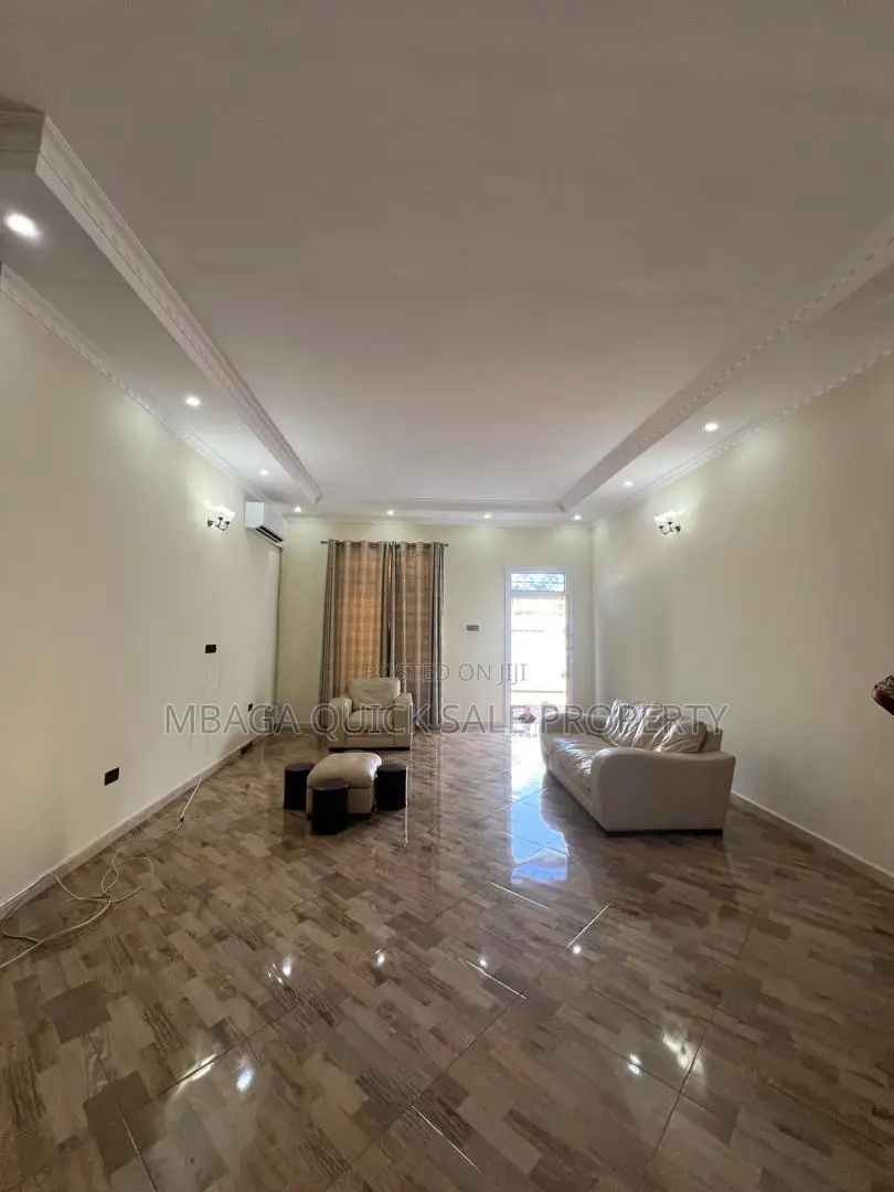 3bdrm House in Boko Basihaya, Bunju for sale