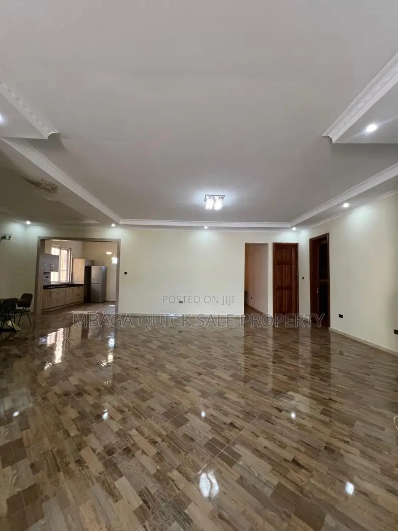 3bdrm House in Boko Basihaya, Bunju for sale