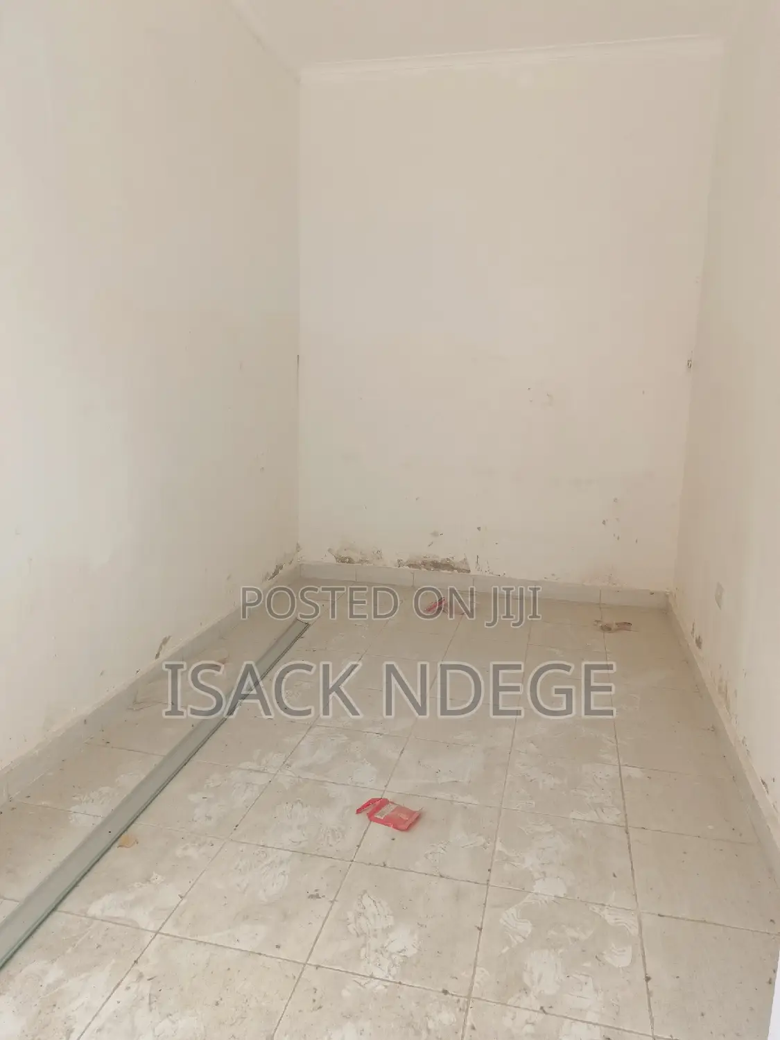 Fremu Ya Kisasa Kubwa Mwenge Stendi