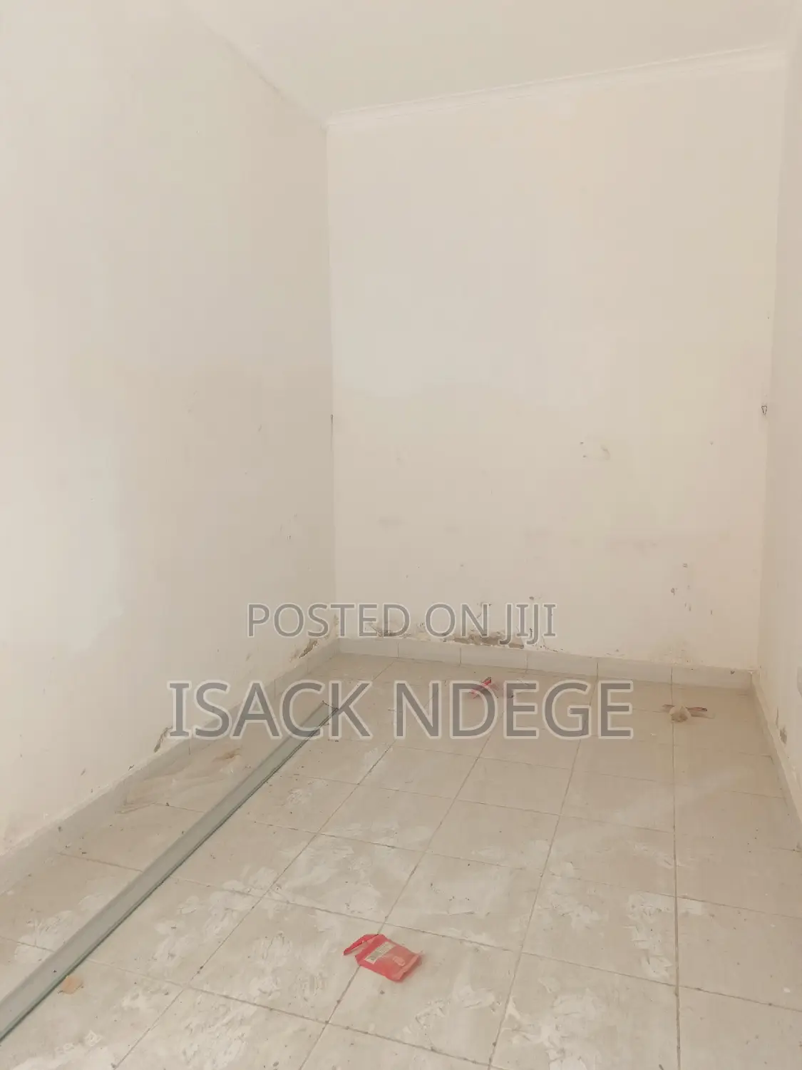 Fremu Ya Kisasa Kubwa Mwenge Stendi