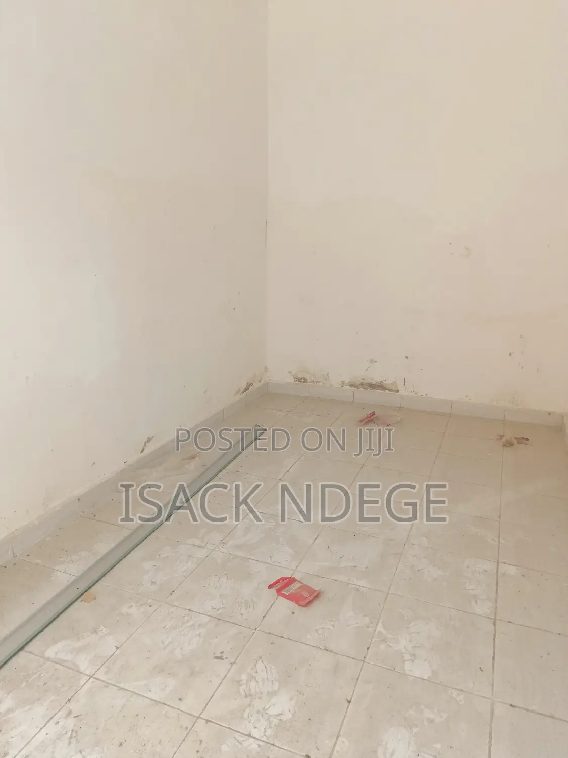 Fremu Ya Kisasa Kubwa Mwenge Stendi